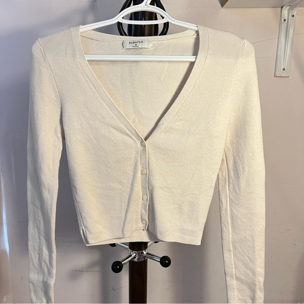 aritzia cream cardigan long sleeve